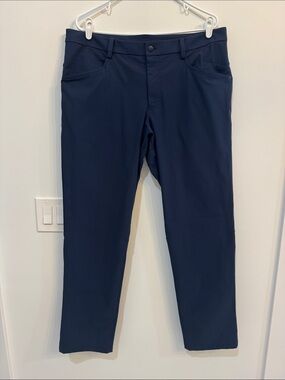lululemon athletica Men's Dark Navy Stretch Chinos